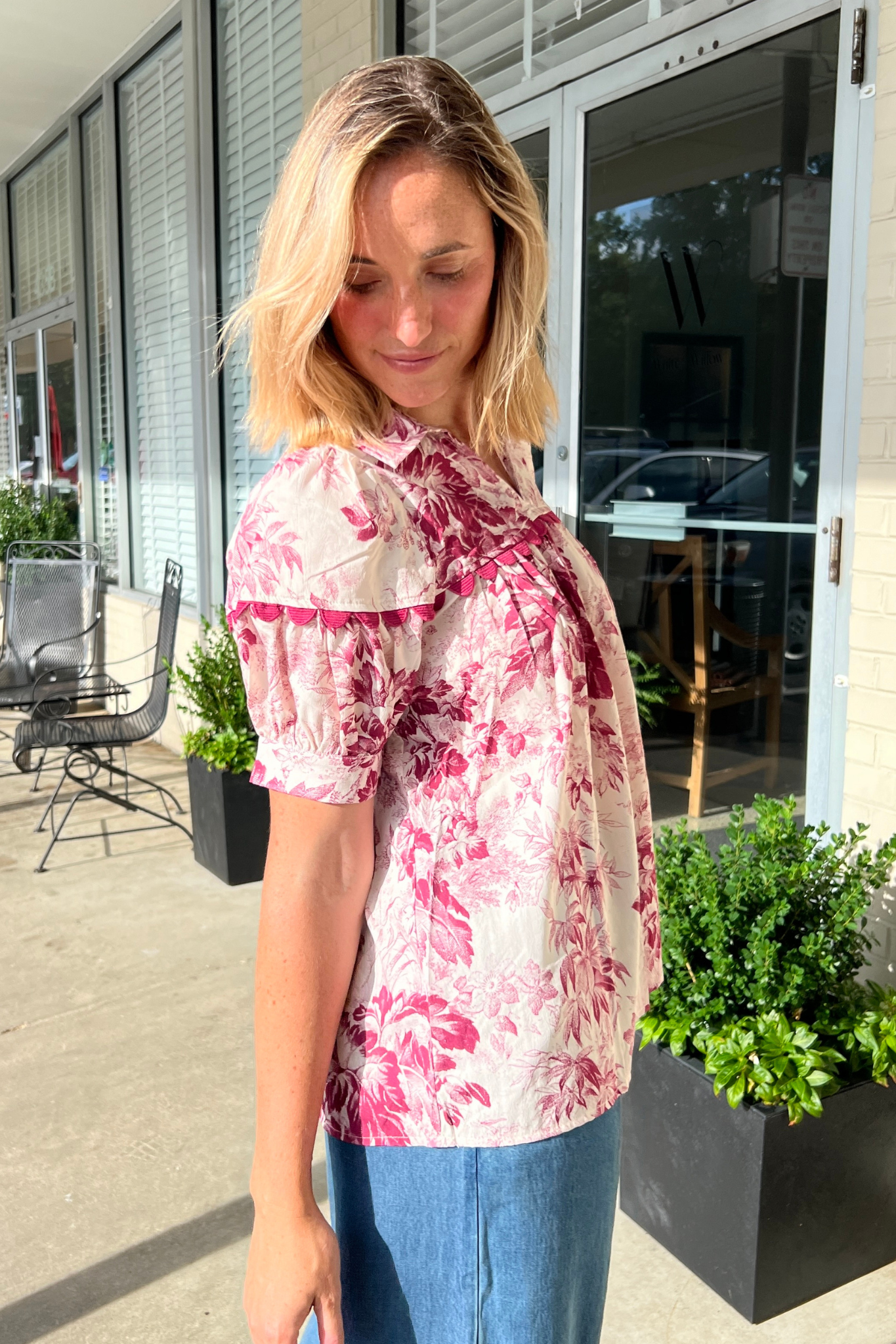 Entro | Floral Print Short Sleeve Blouse | Sweetest Stitch Boutique