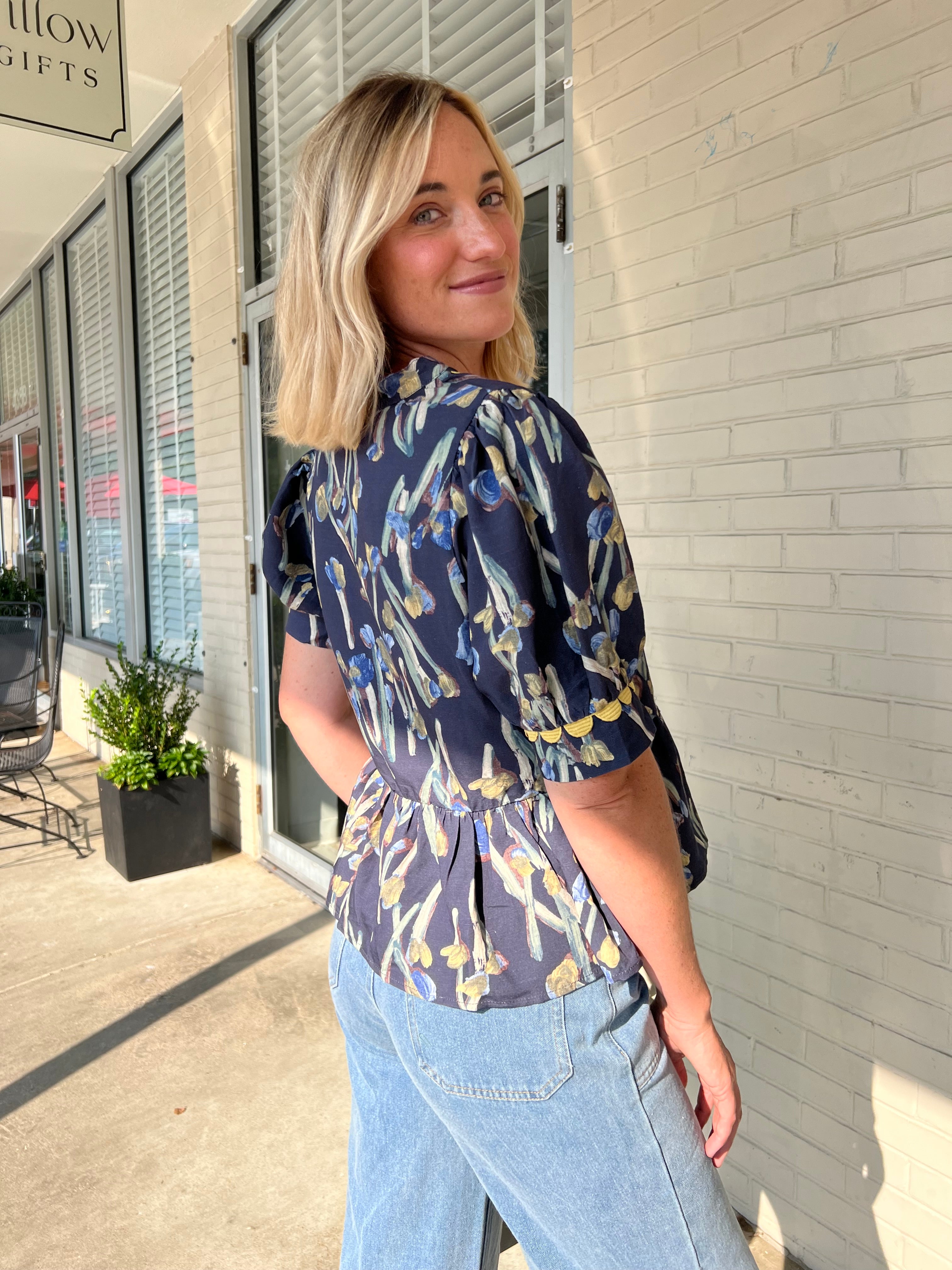 Entro | Printed Short Sleeve Riviera Top Navy | Sweetest Stitch