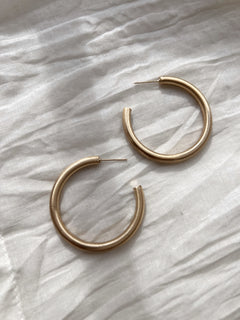 Erica Medium Hoops