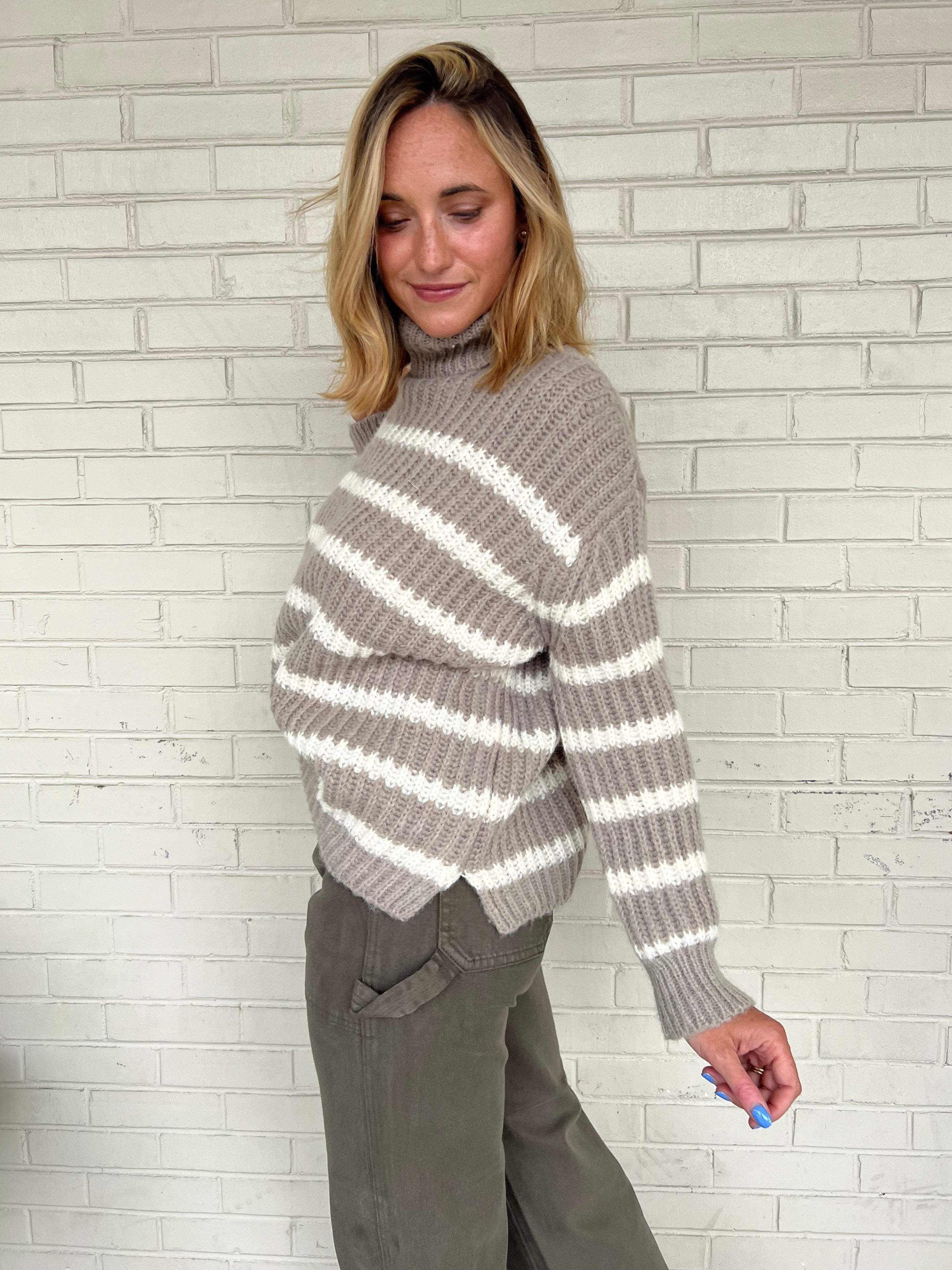 Sadie & Sage | Aki Turtleneck Sweater | Sweetest Stitch