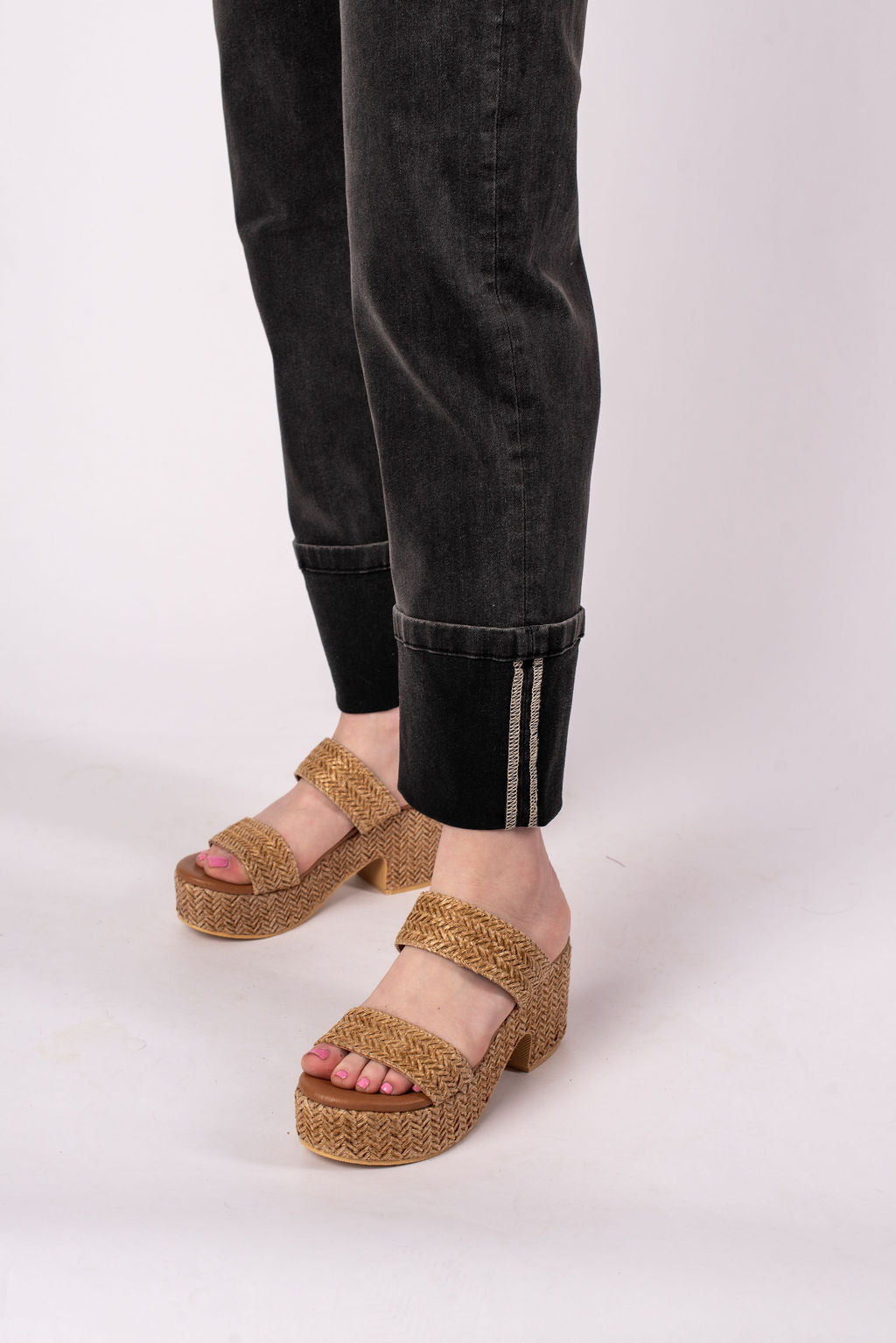 Miou Muse | Zoe Cuffed Jeans | Sweetest Stitch