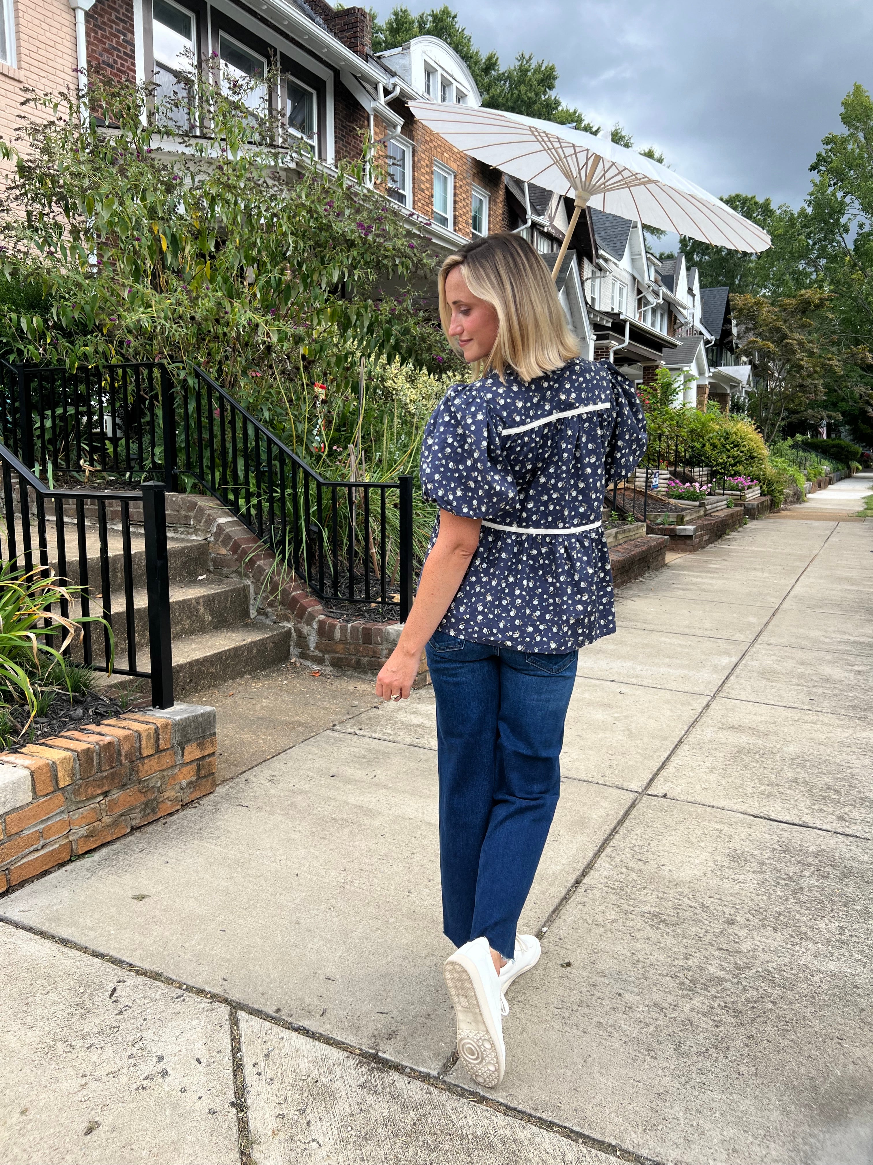 Entro | Navy Floral Puff Sleeve Top | Sweetest Stitch Richmond