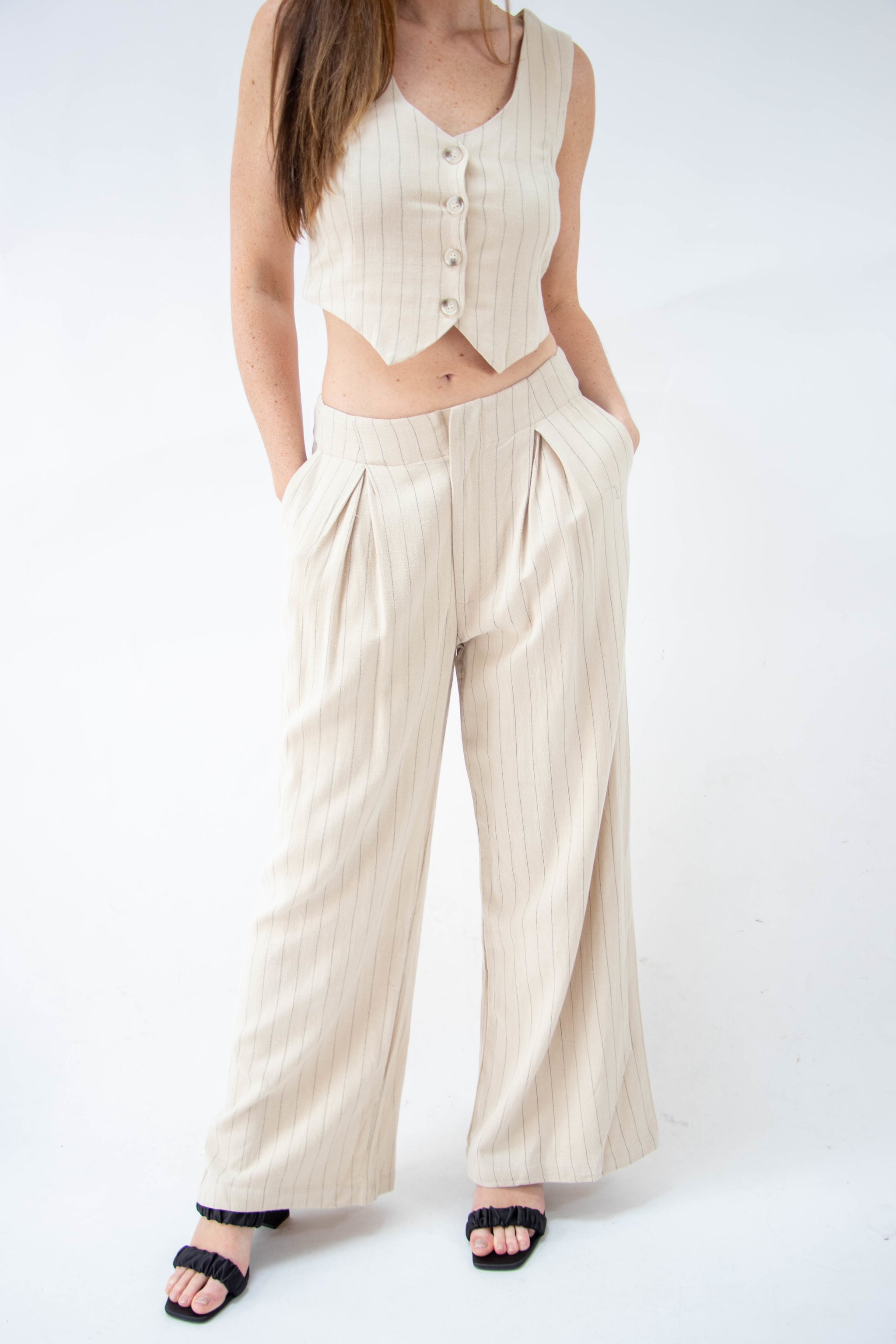 Buy Bershka Cargo Trousers online  59 products  FASHIOLAin